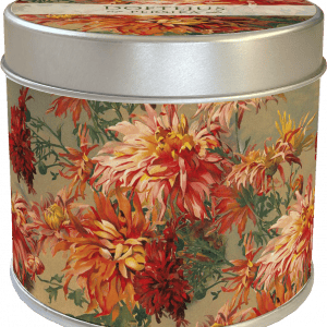 Una lata redonda de metal con un diseño floral con flores rojas y naranjas.