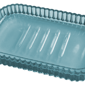 Jabonera rectangular de vidrio azul con bordes estriados y ranuras en la parte inferior.