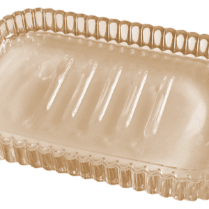 Jabonera de cristal rectangular transparente con base ranurada y bordes decorativos.