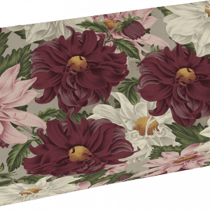 Caja rectangular cubierta con estampado floral que presenta grandes flores de color granate, rosa y blanco con hojas verdes sobre un fondo gris.
