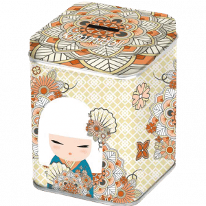 Lata decorativa con motivos florales y un personaje de dibujos animados con cabello blanco y vestido con un traje azul.