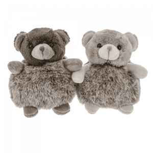 Dos osos de peluche redondos y esponjosos, uno marrón y otro gris, se sitúan uno junto al otro sobre un fondo blanco liso.
